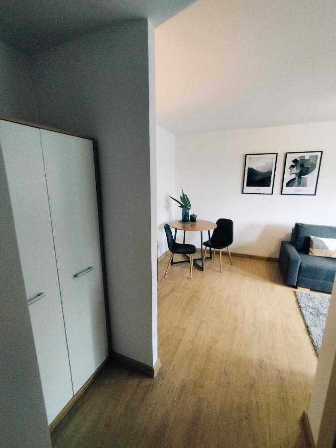 Apartment No 15 *