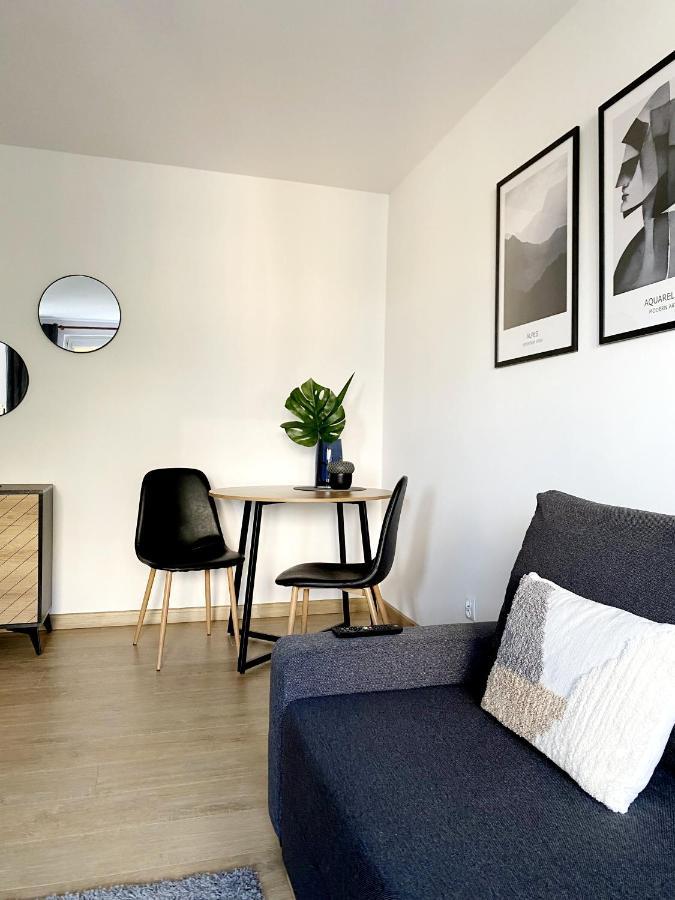 Apartment No 15